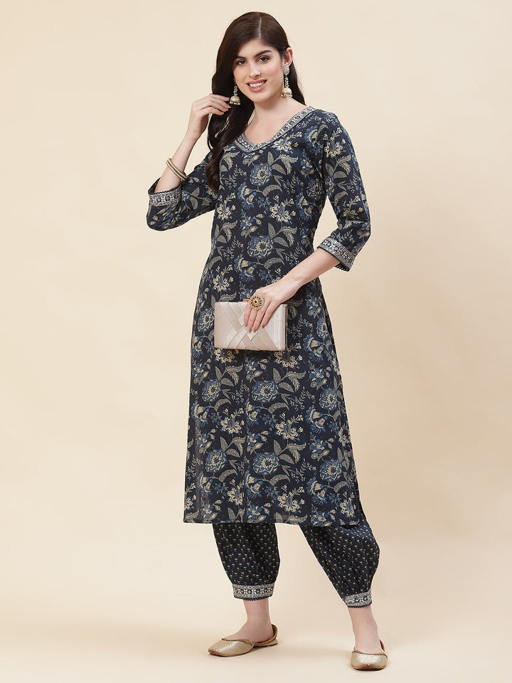 Floral Printed Cotton Kurta With Pants