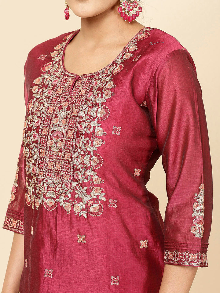 Neck Embroidered Chanderi Kurta With Pants &amp; Dupatta