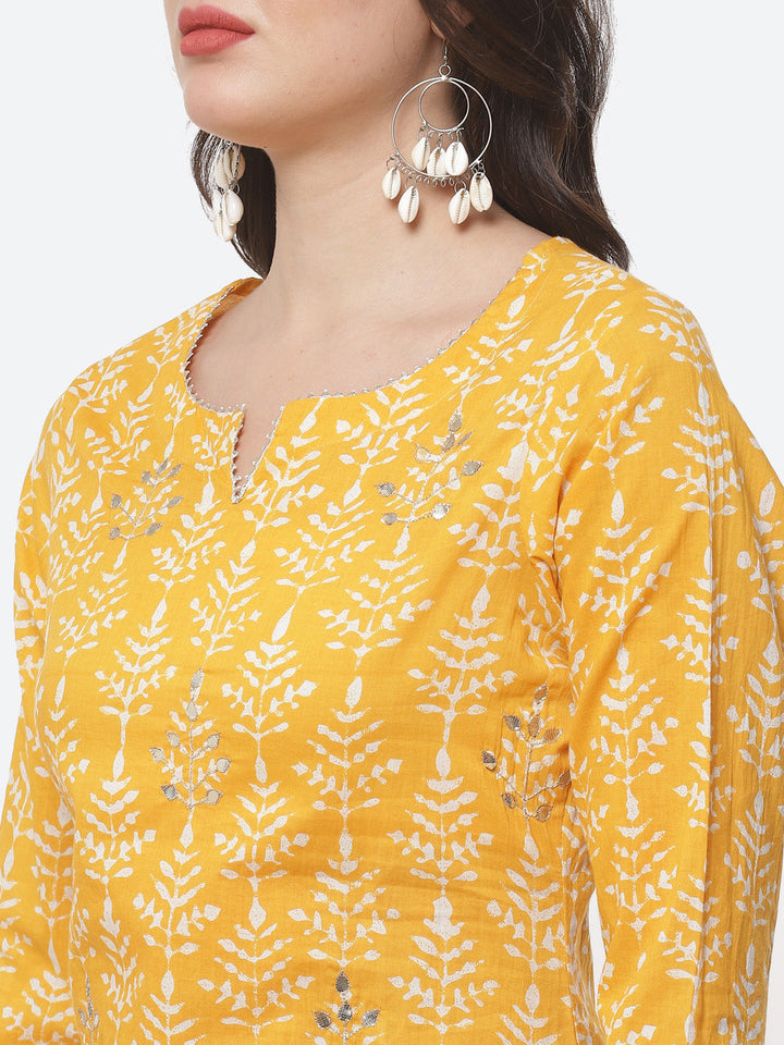 Printed Gota Work Cotton Kurti With Pant