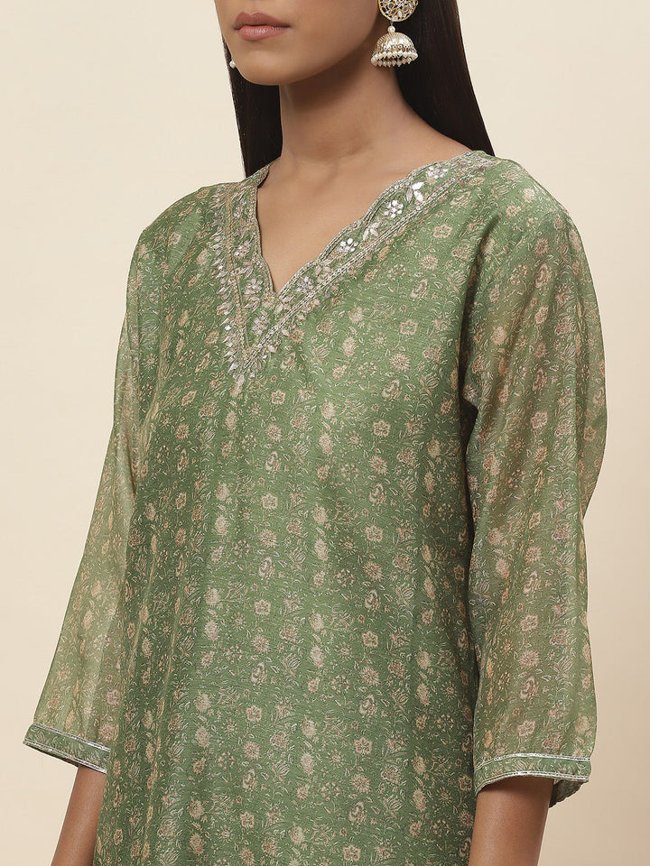 Floral Printed Chanderi Kurta With Pants