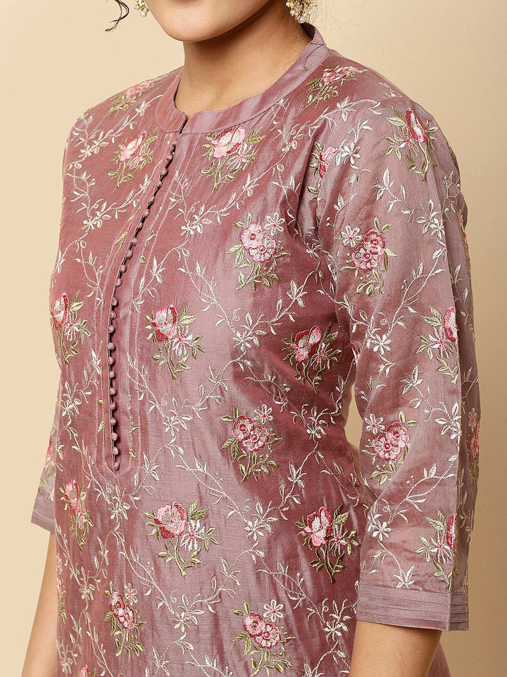 Embroidered Chanderi Kurta With Pants &amp; Dupatta