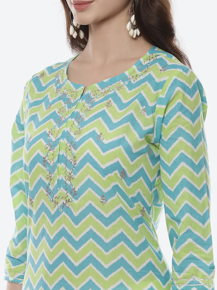 Leheriya Printed Neck Zari Cotton Kurti With Pant