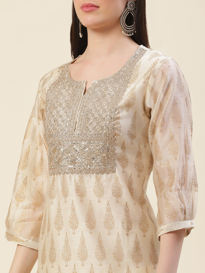 Neck Embroidered &amp; Printed Muslin Kurta With Pants