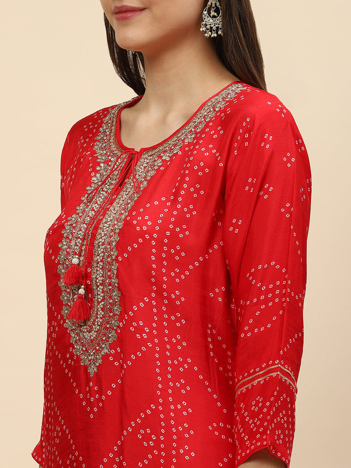 Neck Embroidered &amp; Printed Handloom Kurta