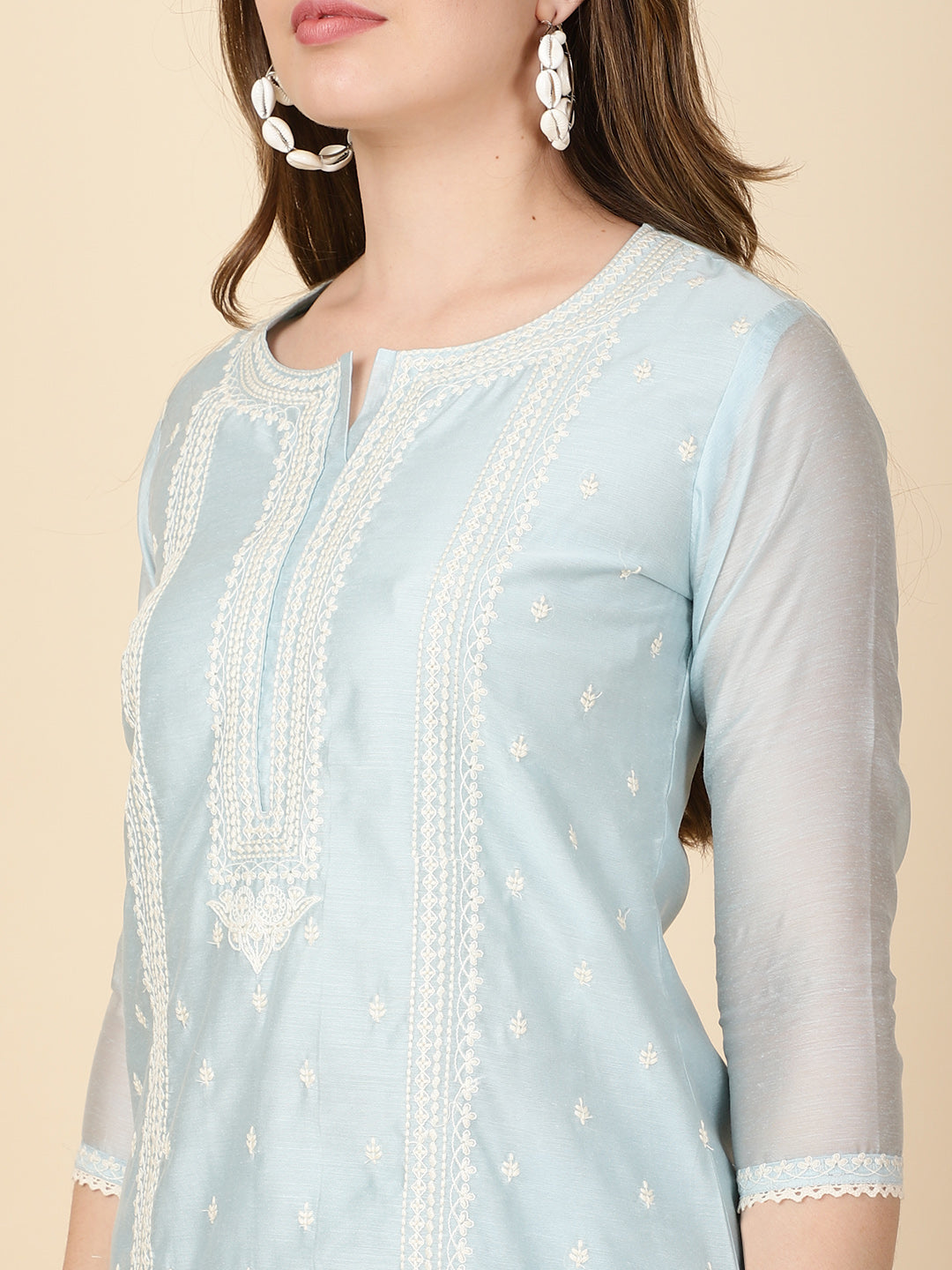 Booti Embroidery Chanderi Kurta With Pants &amp; Dupatta