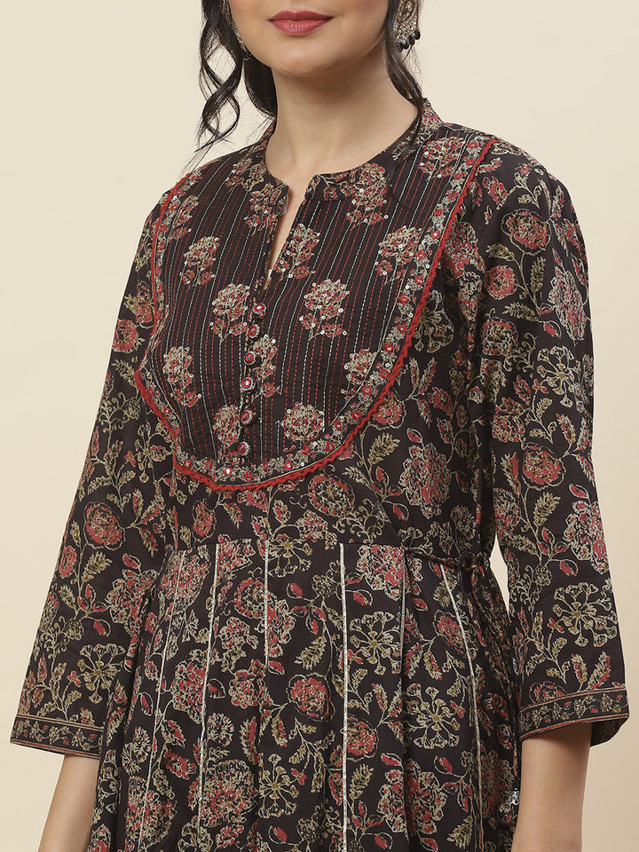 Floral Printed Cotton Kurta With Pants