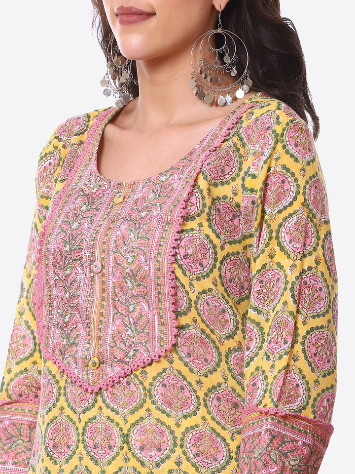 Floral Printed Cotton Kurta With Pant