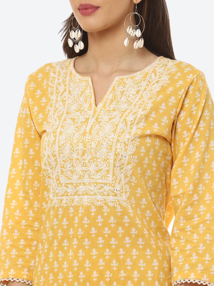 Resham Work Printed Cotton Kurta With Pant