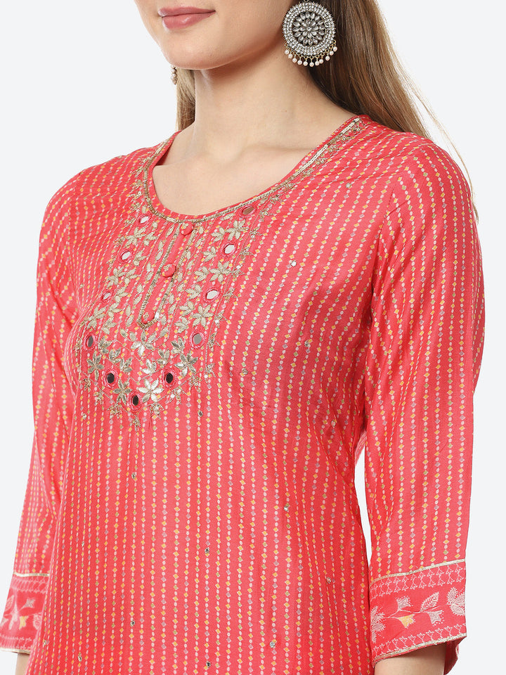 Mirror Work &amp; Printed Muslin Kurta With Pant &amp; Chiffon Dupatta