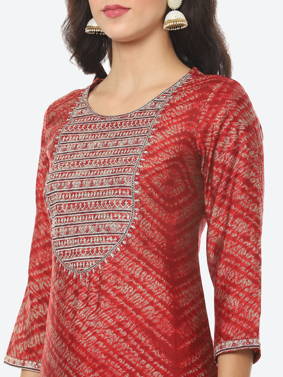 Zari Embroidered Printed Muslin Kurti With Pant