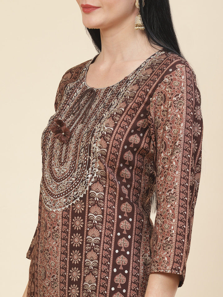 Neck Embroidered &amp; Printed Muslin Kurta With Pants