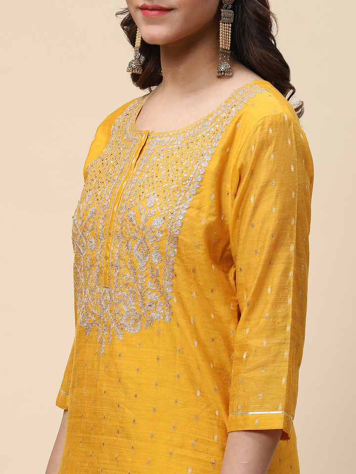 Neck Embroidered Woven Chanderi Kurta With Skirt