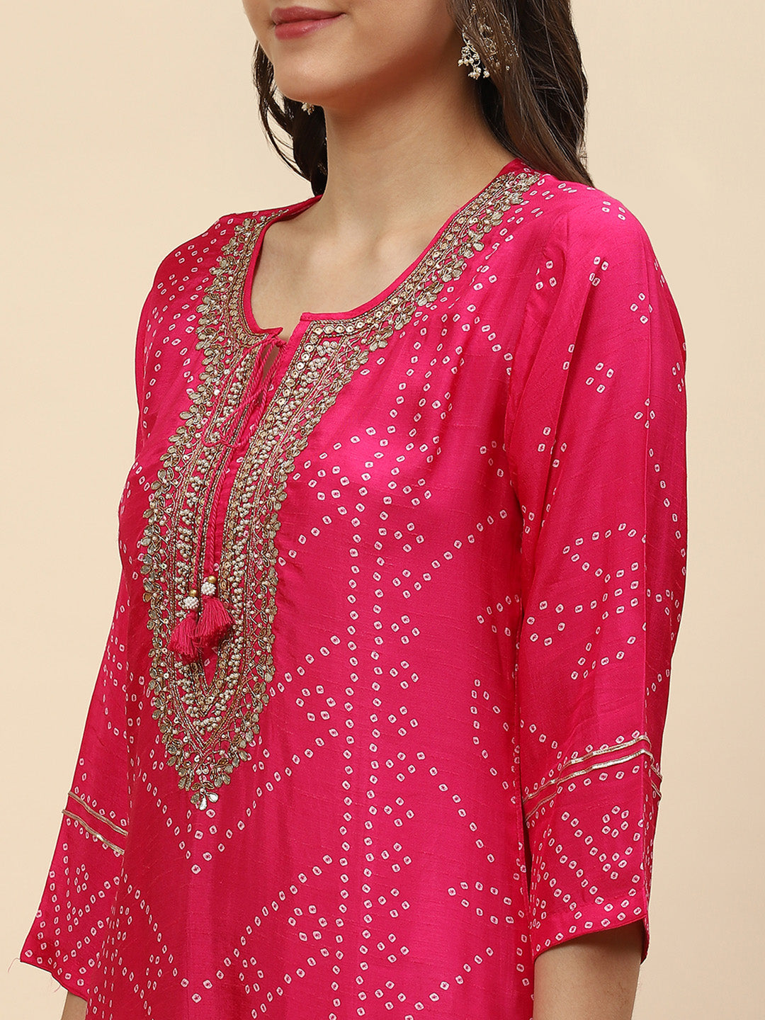 Neck Embroidered &amp; Printed Handloom Kurta