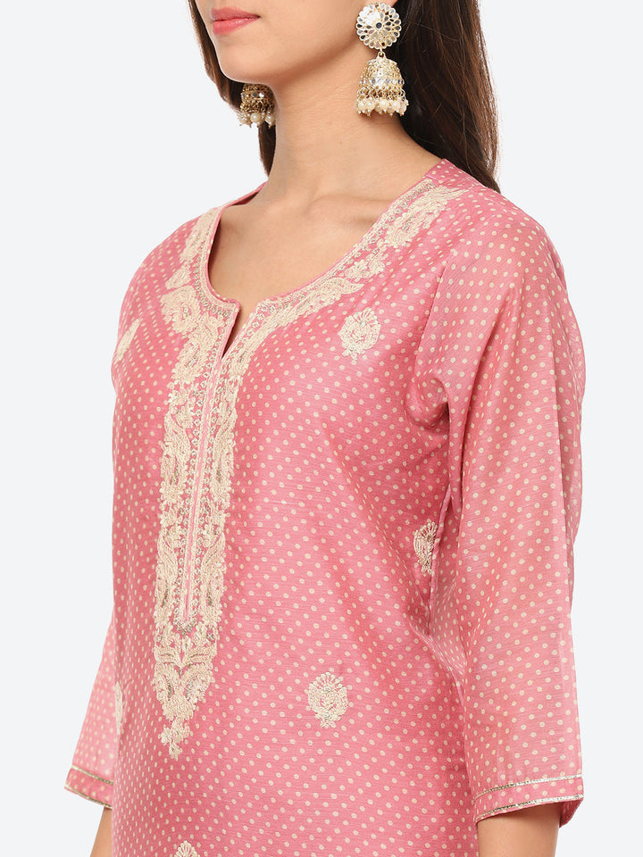 Resham Zari Neck Embroidered Chanderi Kurta With Pant