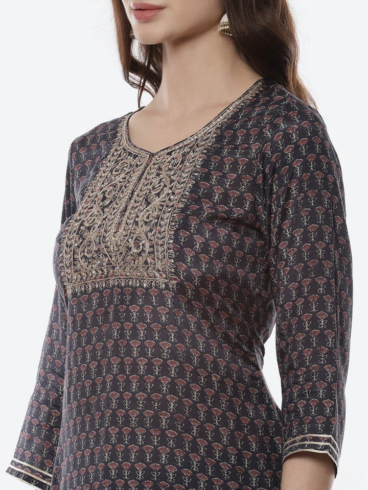 Block Printed Gota Patti Cotton Kurti With Pant