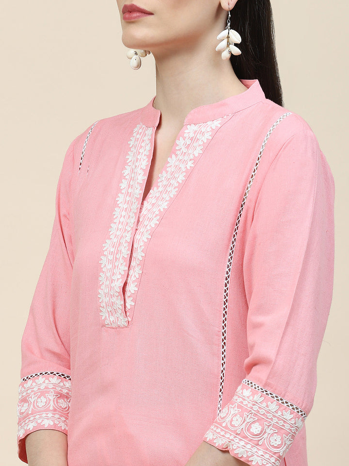 Embroidered Cotton Kurta With Pants