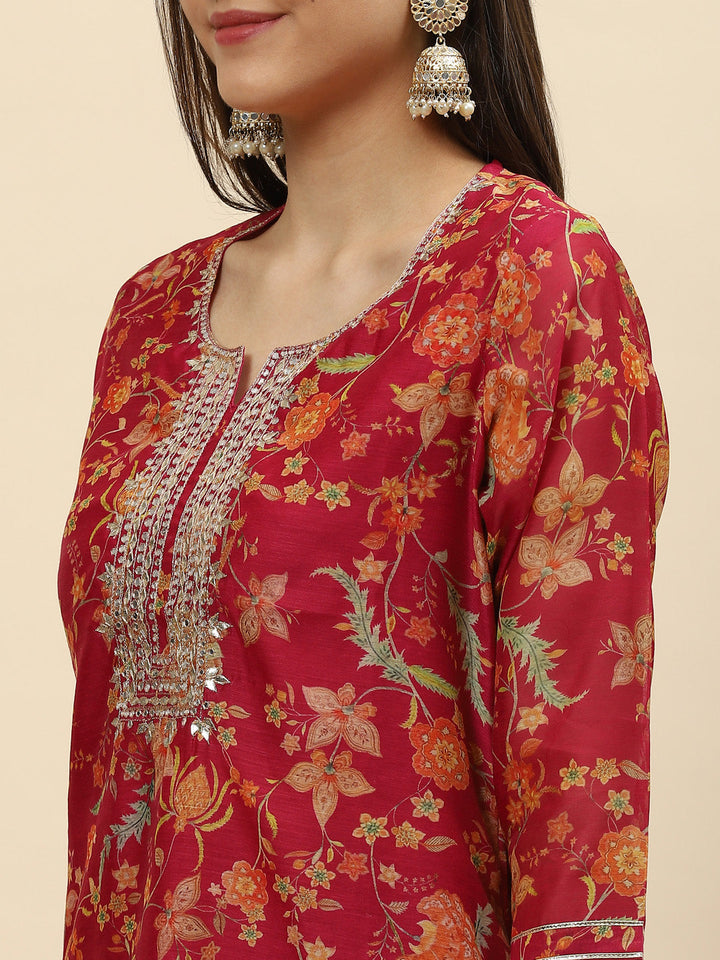 Neck Embroidered &amp; Floral Printed Chanderi Kurta With Pants