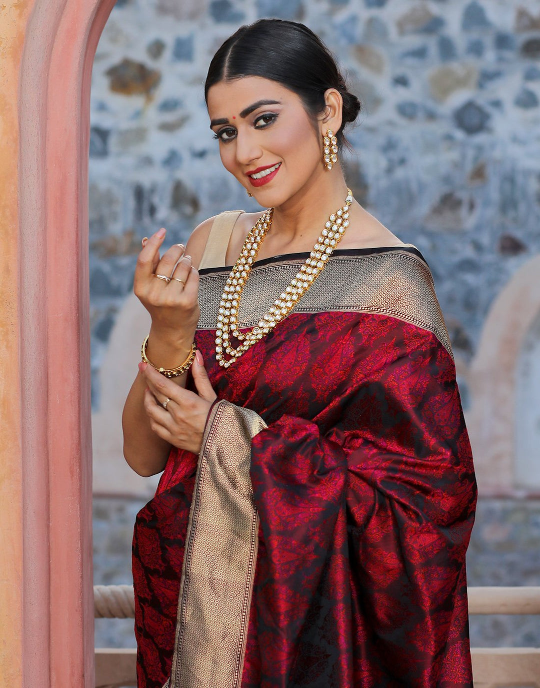 Handloom Banarasi  Saree With Zari Border
