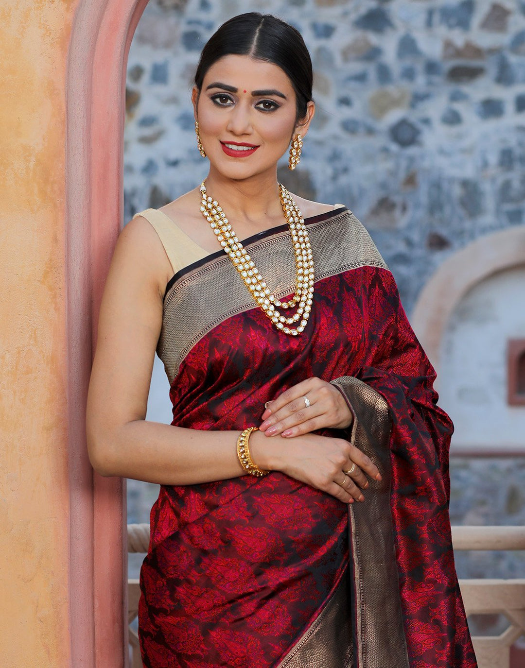 Handloom Banarasi  Saree With Zari Border