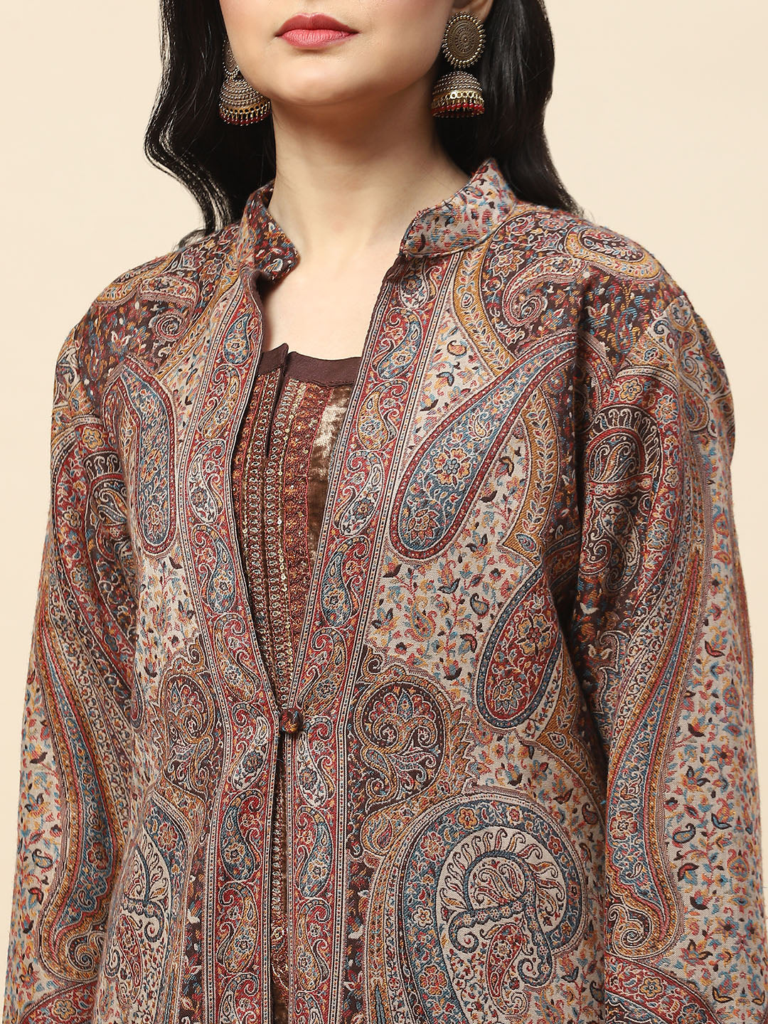 Resham Jaal Woven Pashmina Kurta With Pants &amp; Jacket