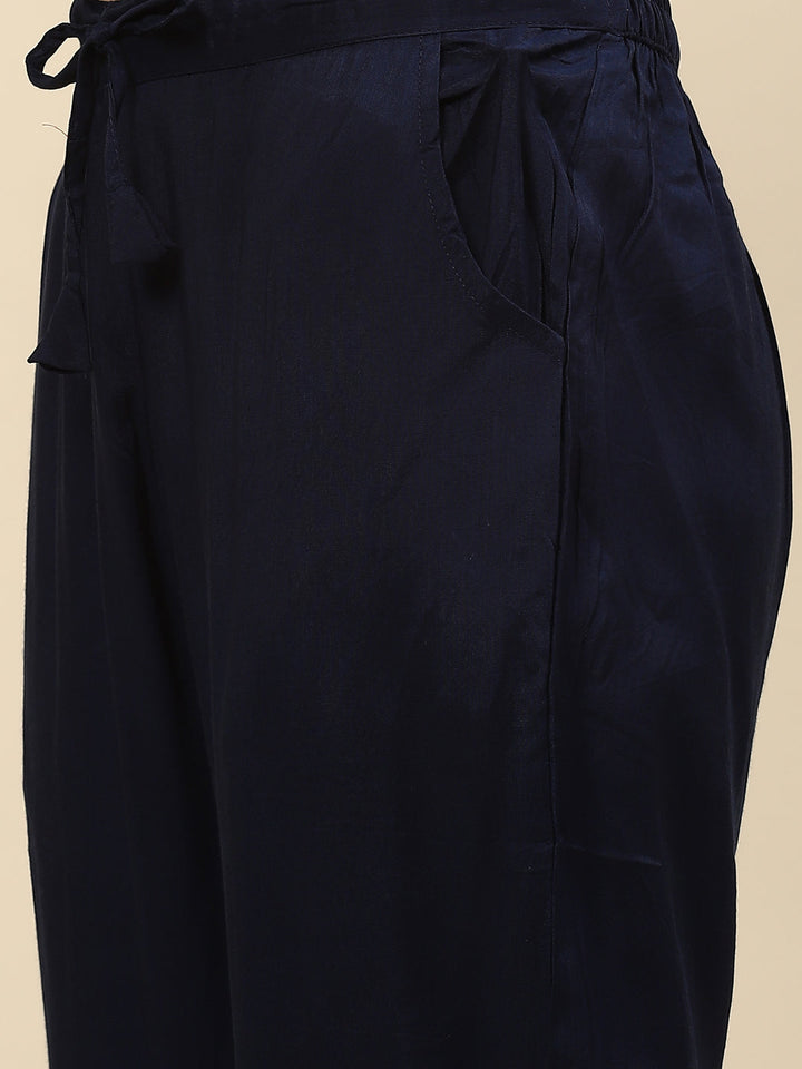 Neck Embroidered &amp; Lehriya Muslin Kurta With Pants