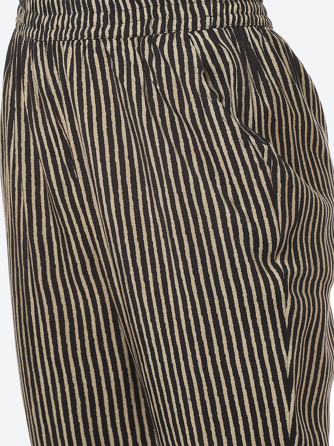Paisley Printed Muslin Kurti With Pant