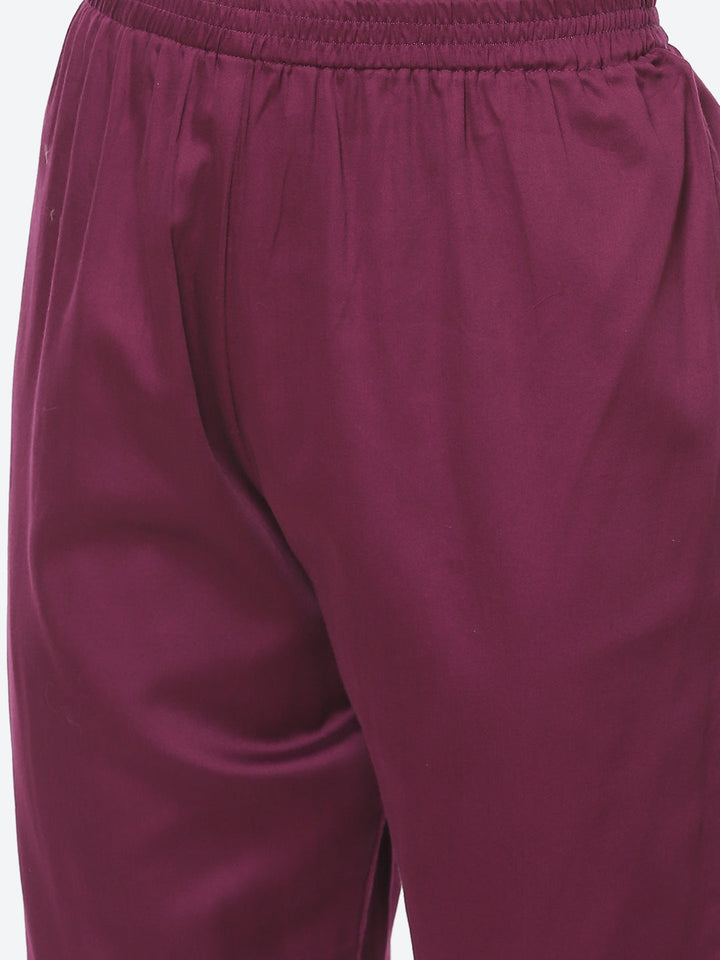 Embroidered Neck Zari Crepe Kurti With Pant