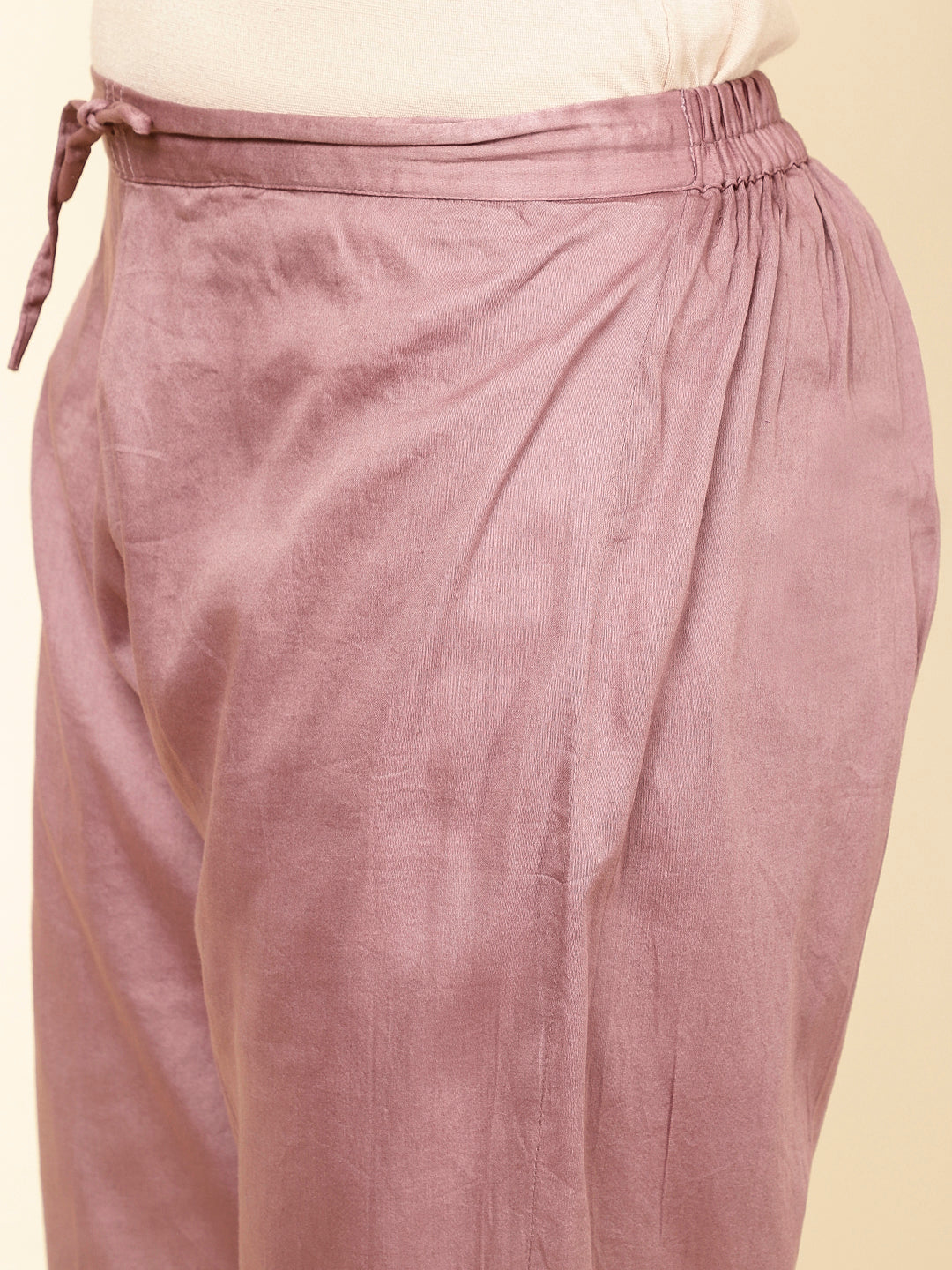 Embroidered Chanderi Kurta With Pants &amp; Dupatta