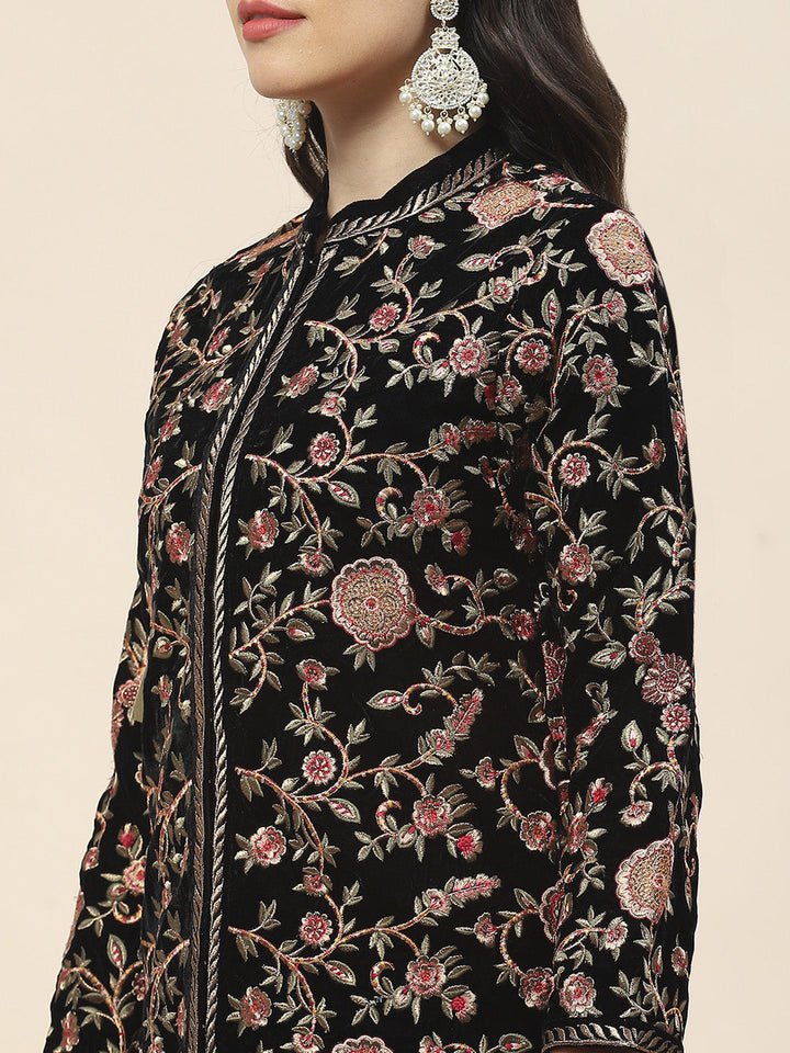 Zari Jaal Embroidery Velvet Short Kurta With Pants