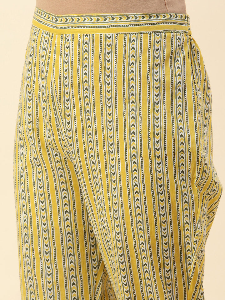 Printed Cotton Kurta With Pants