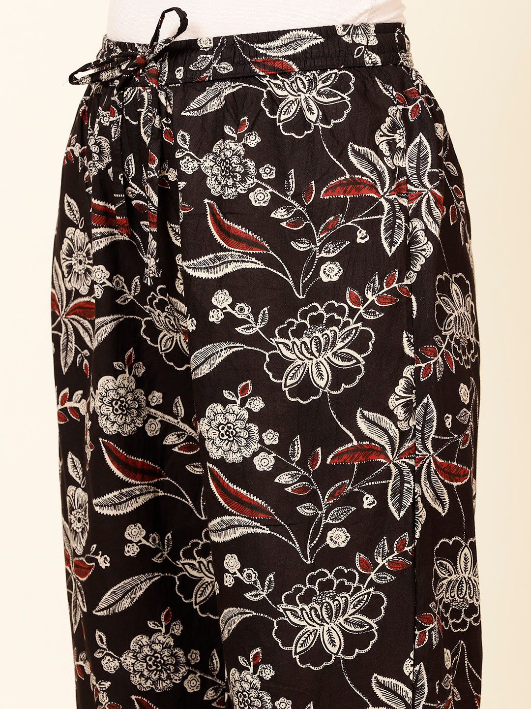 Floral Printed Cotton Kurta With Pants
