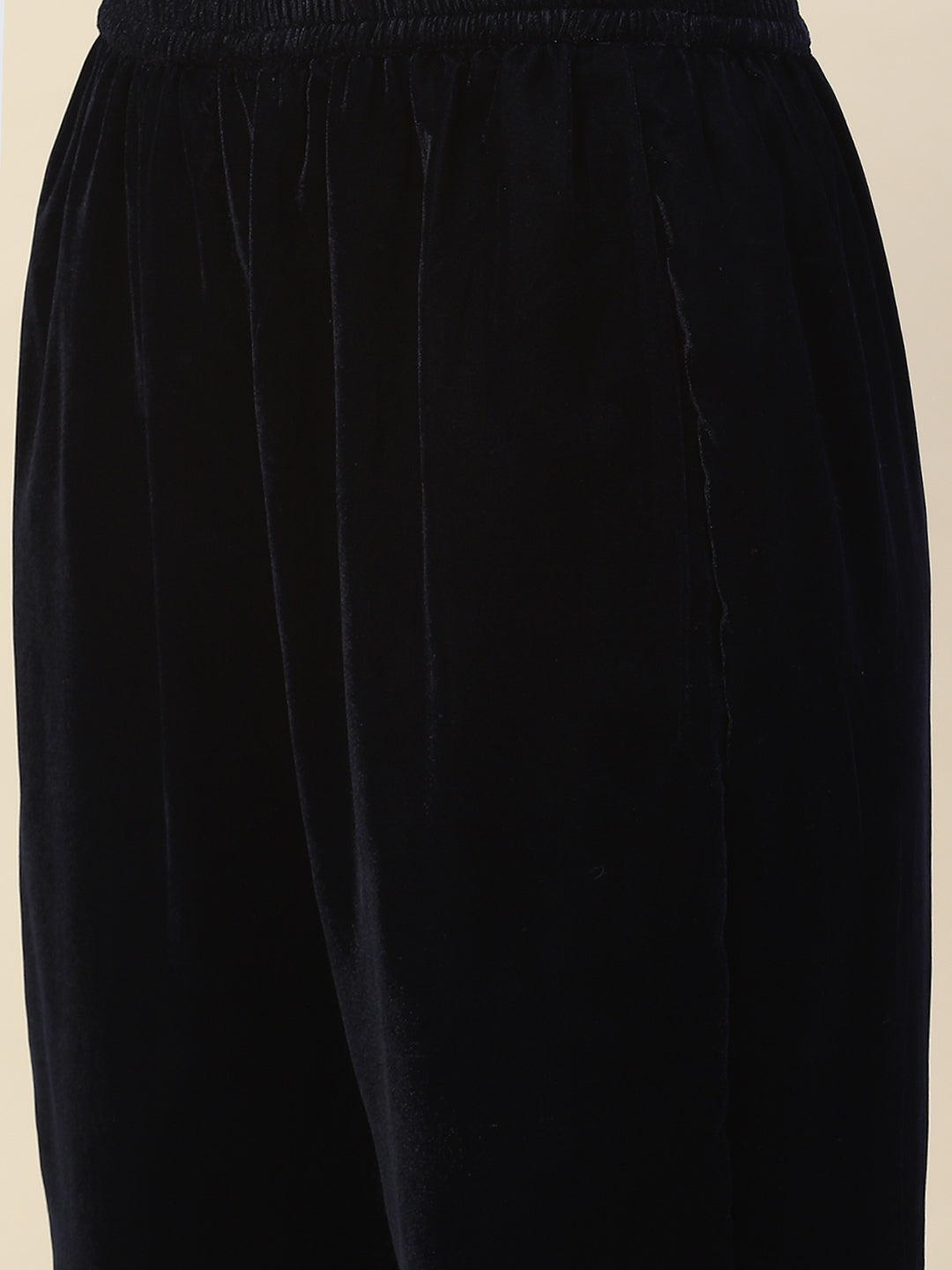 Neck Embroidered Velvet Kurta With Pants