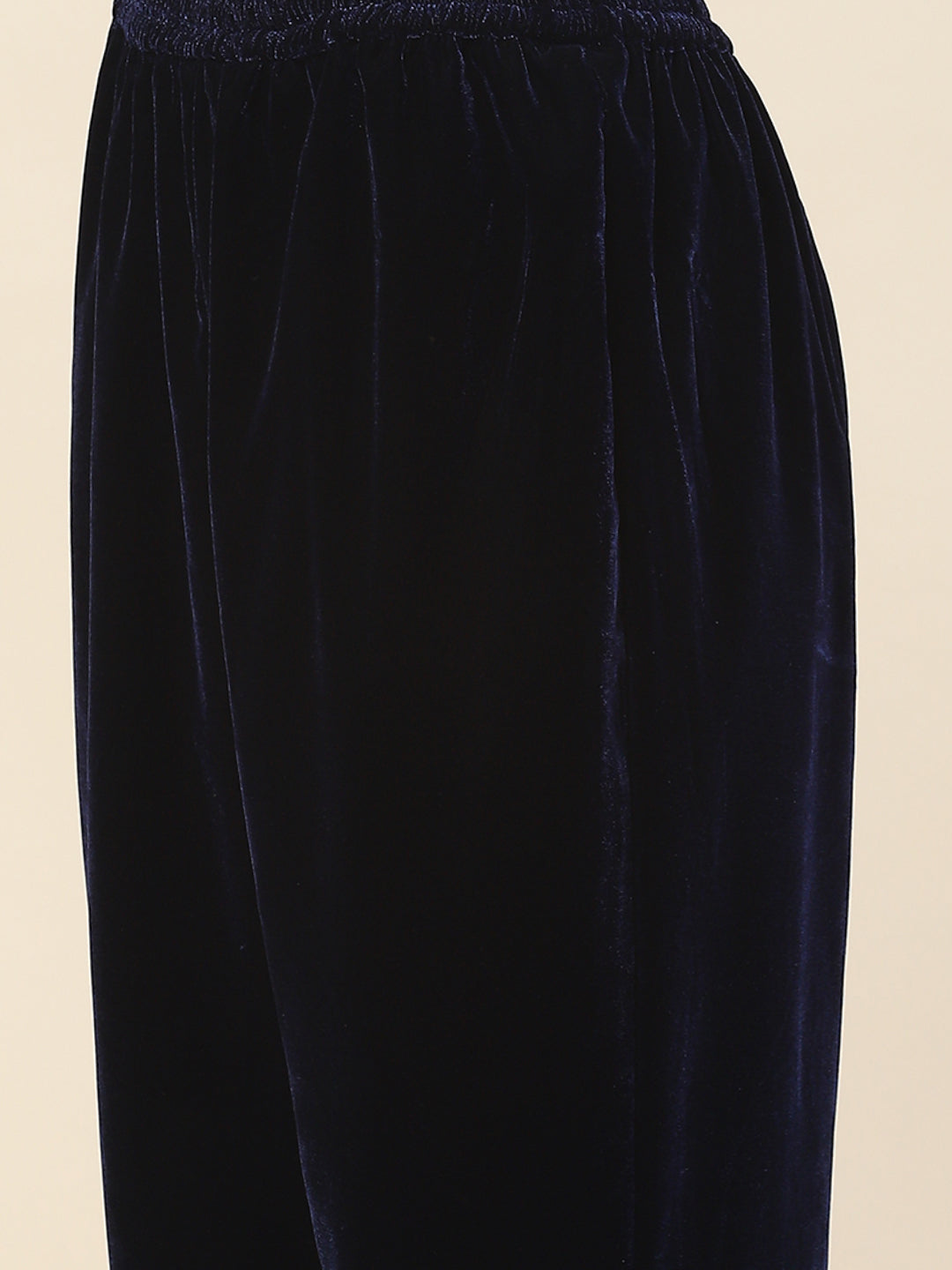 Neck Embroidered Velvet Kurta With Pants