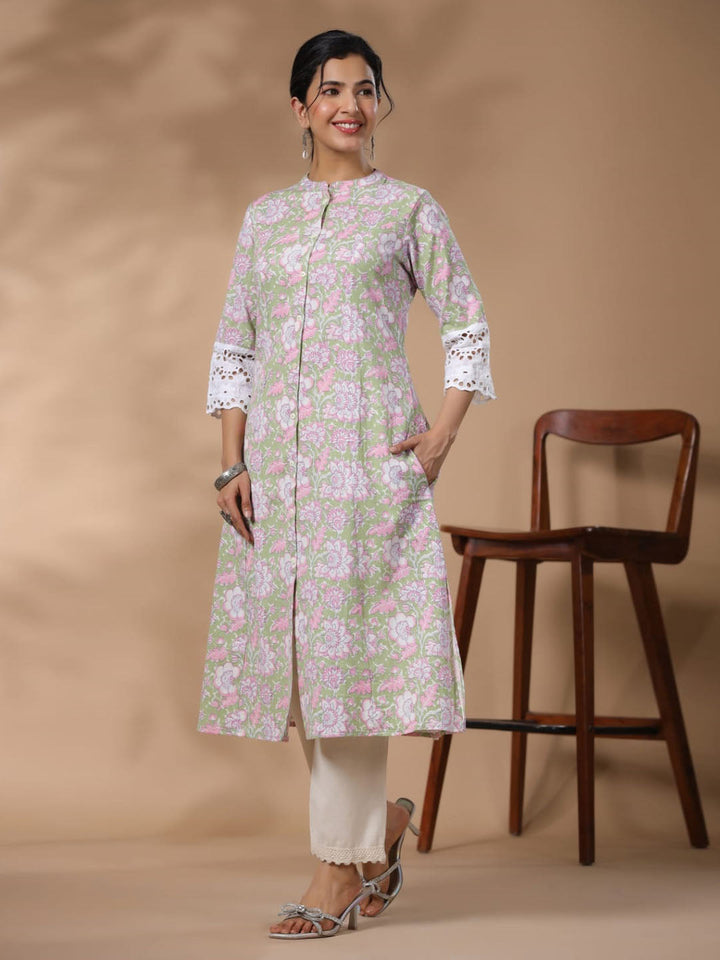 Floral Printed Cotton Kurta With Pants