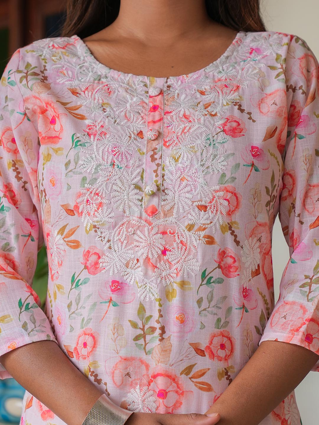 Printed &amp; Neck Embroidered Cotton Kurta With Pants