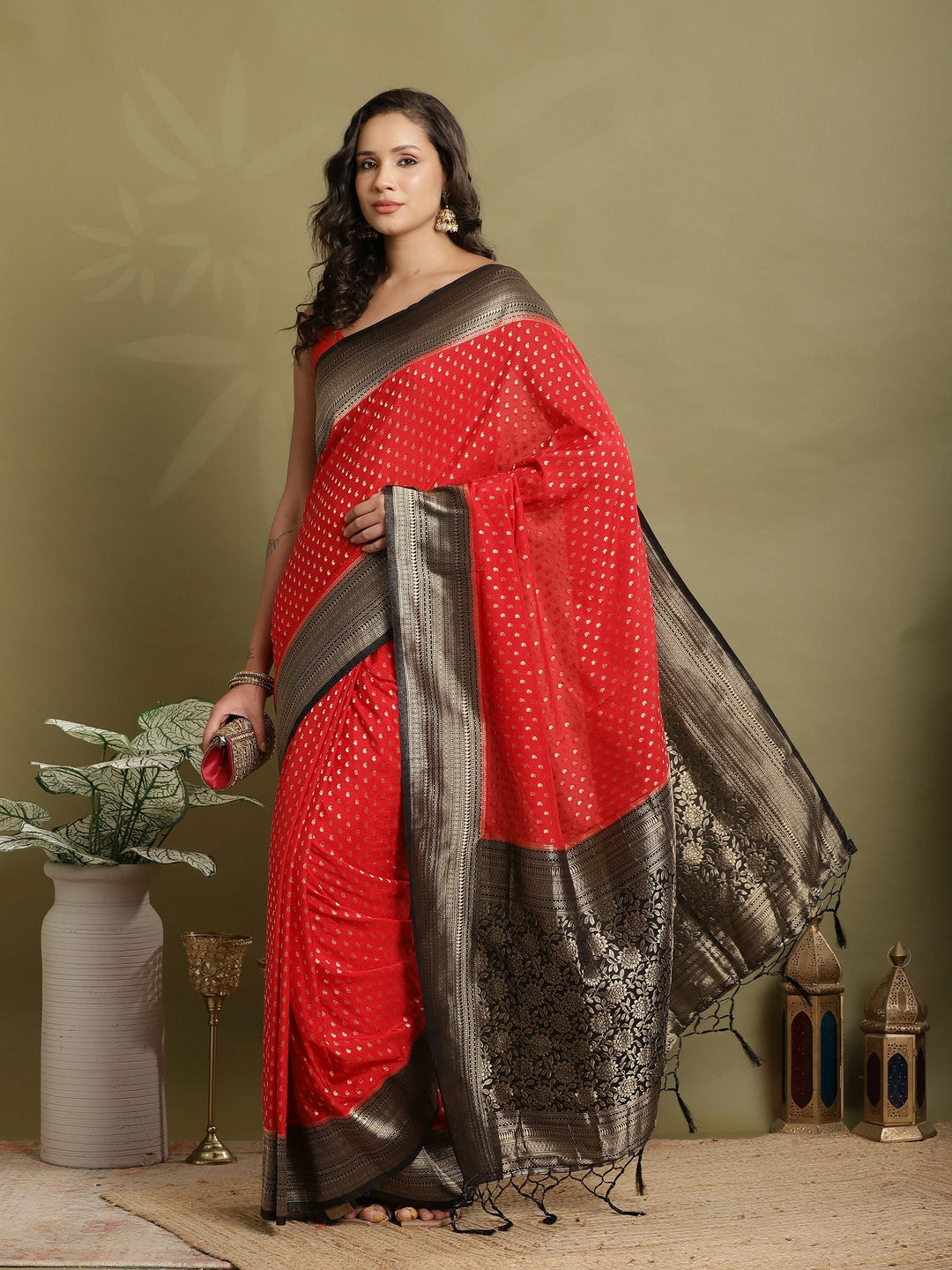 Polka Dot Woven Booti Crepe Saree
