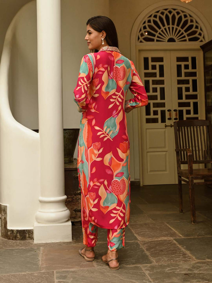 Floral Printed Crepe Kurta With Pants