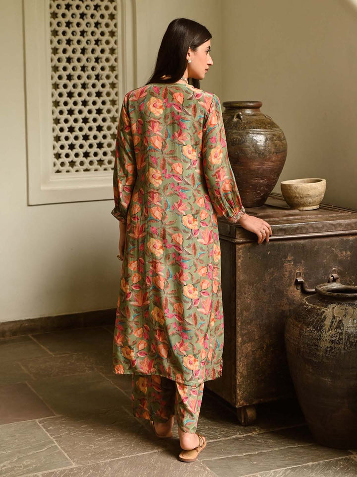 Printed Crepe Kurta With Pants