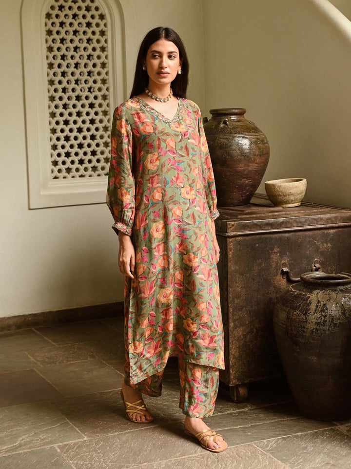 Printed Crepe Kurta With Pants