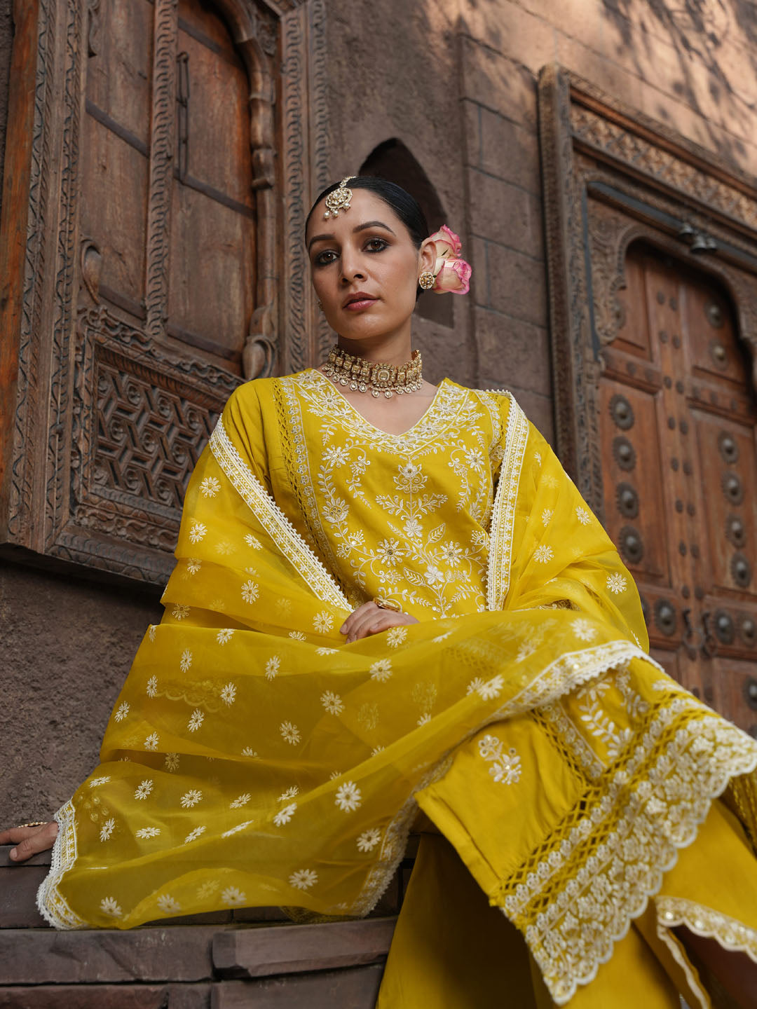 Floral Embroidery Kurta With Pants &amp; Dupatta