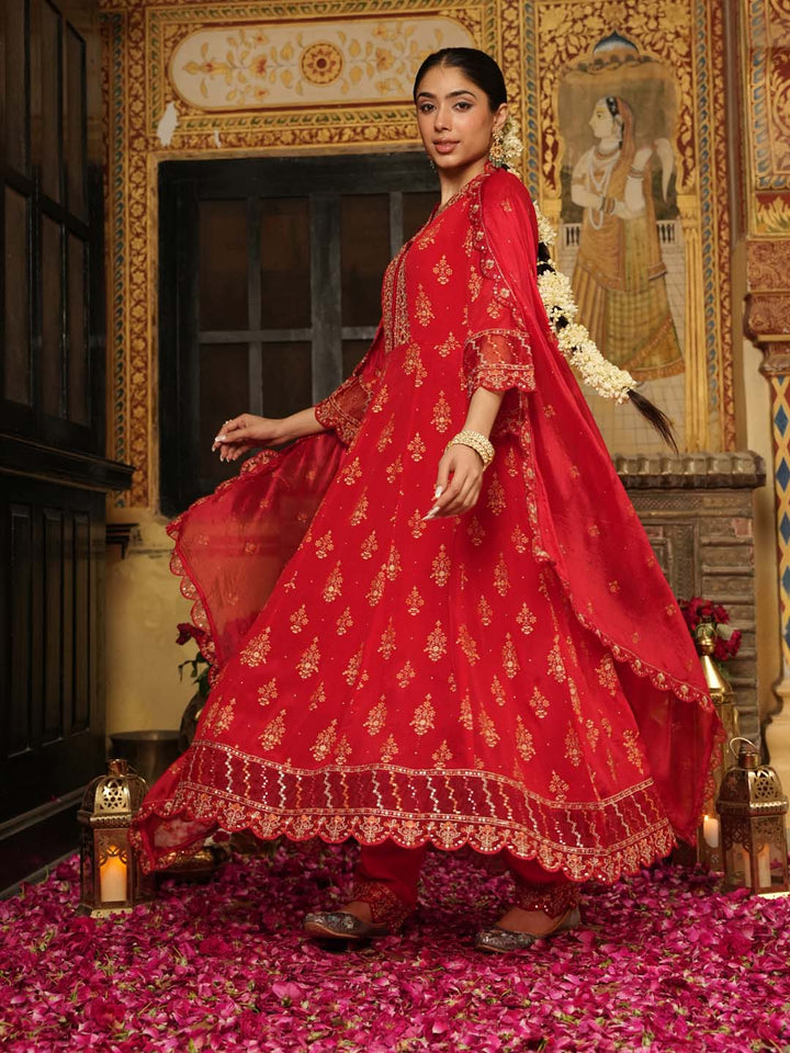 Printed Chinnon Kurta With Pants &amp; Dupatta