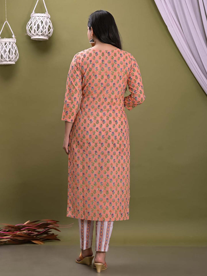 Floral Printed Cotton Kurta With Pants