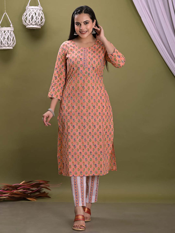 Floral Printed Cotton Kurta With Pants