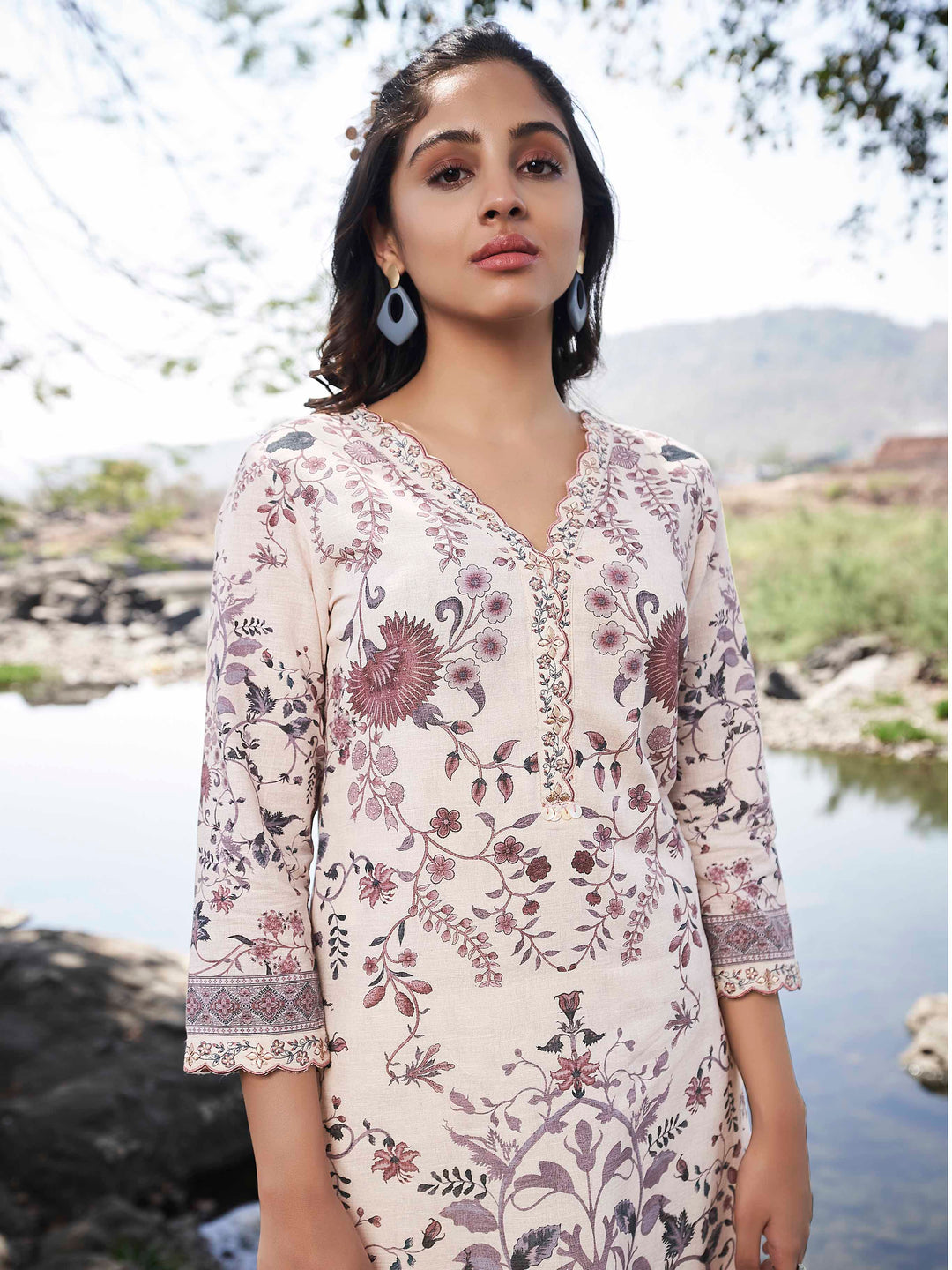 Floral Printed Kurta With Pants &amp; Dupatta