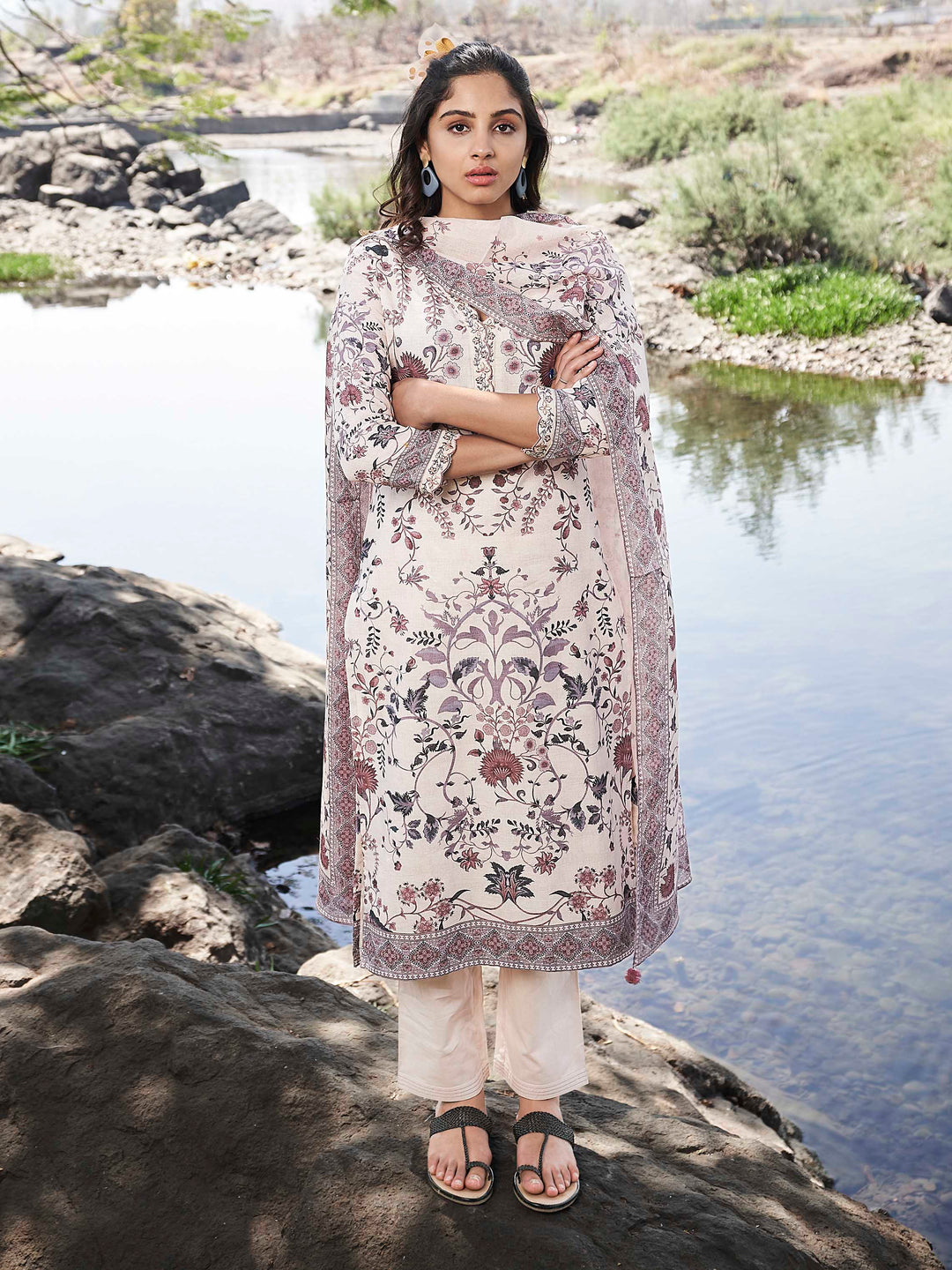 Floral Printed Kurta With Pants &amp; Dupatta