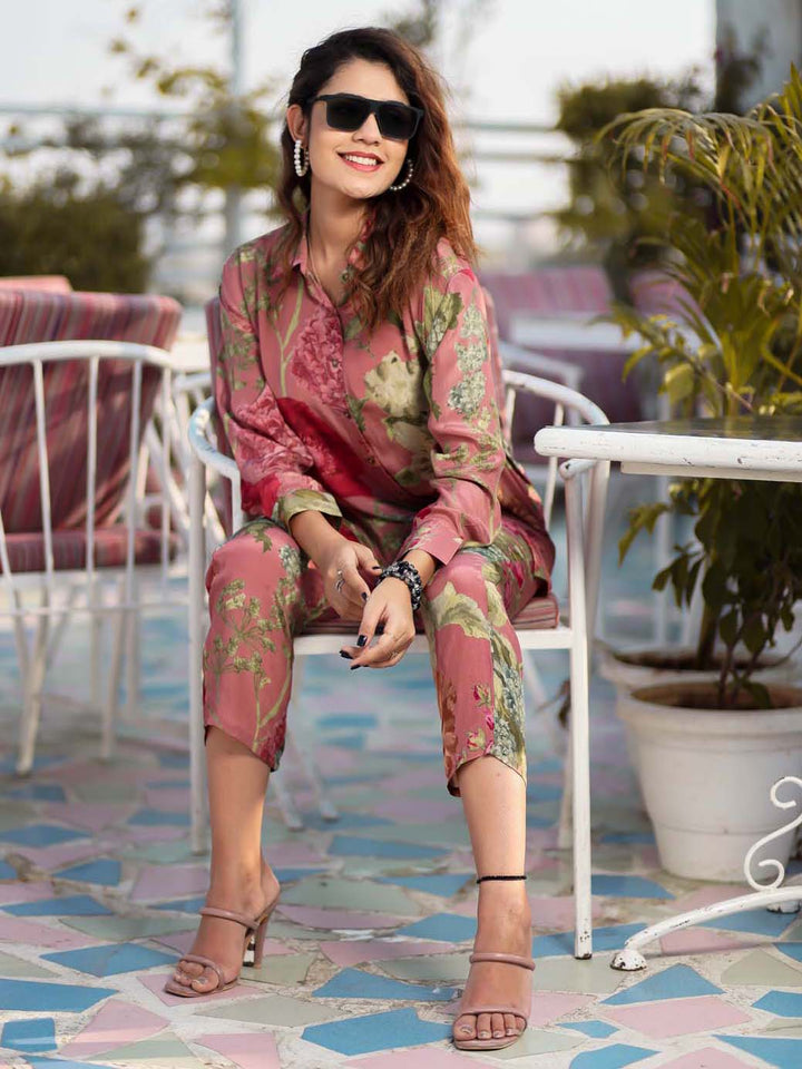 Floral Printed Crepe Kurti With Pants