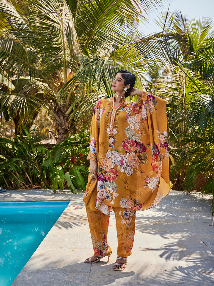 Digital Printed Crepe Kurta With Pants