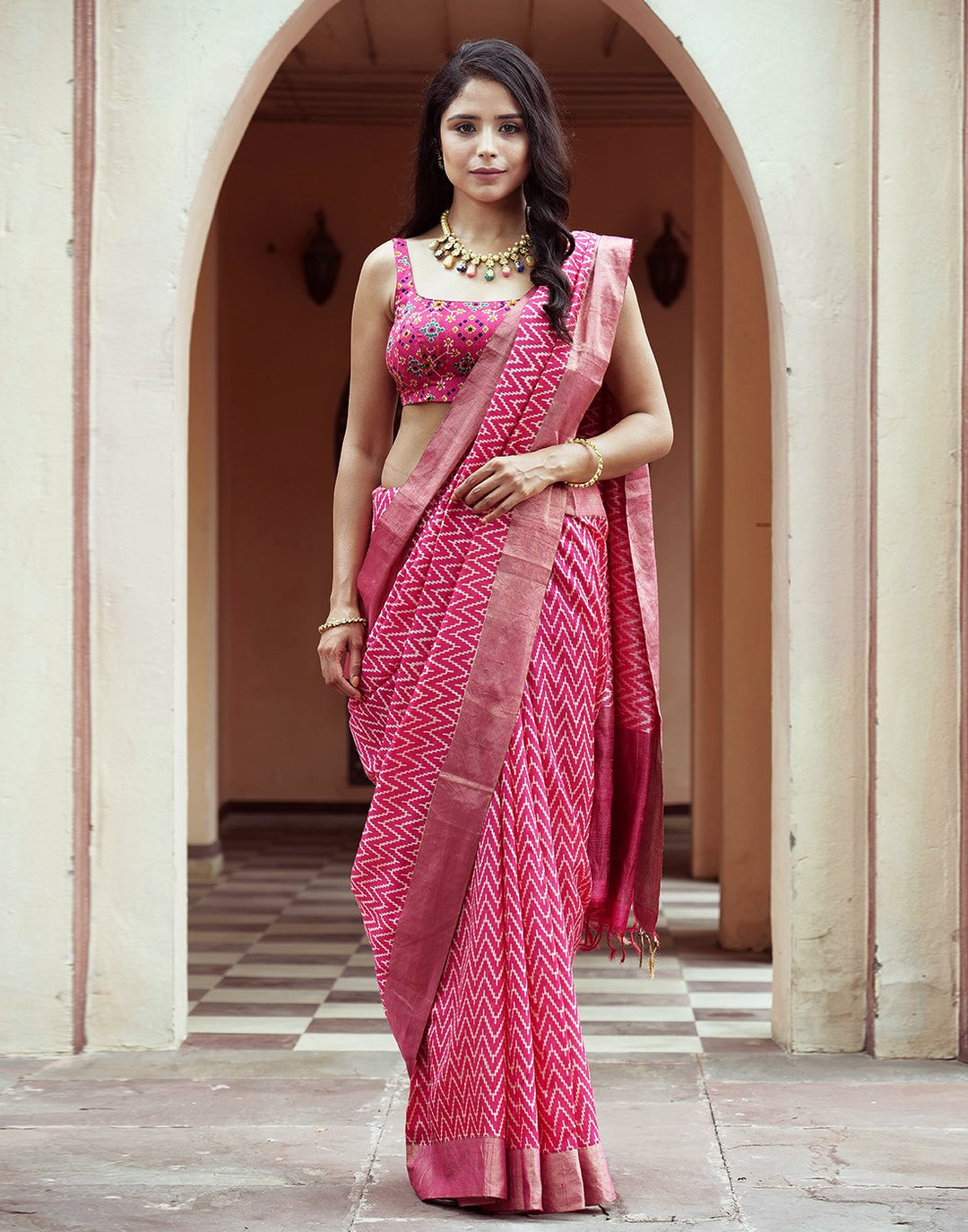 Woven Handloom Dupion Saree With Abstract Zari Border