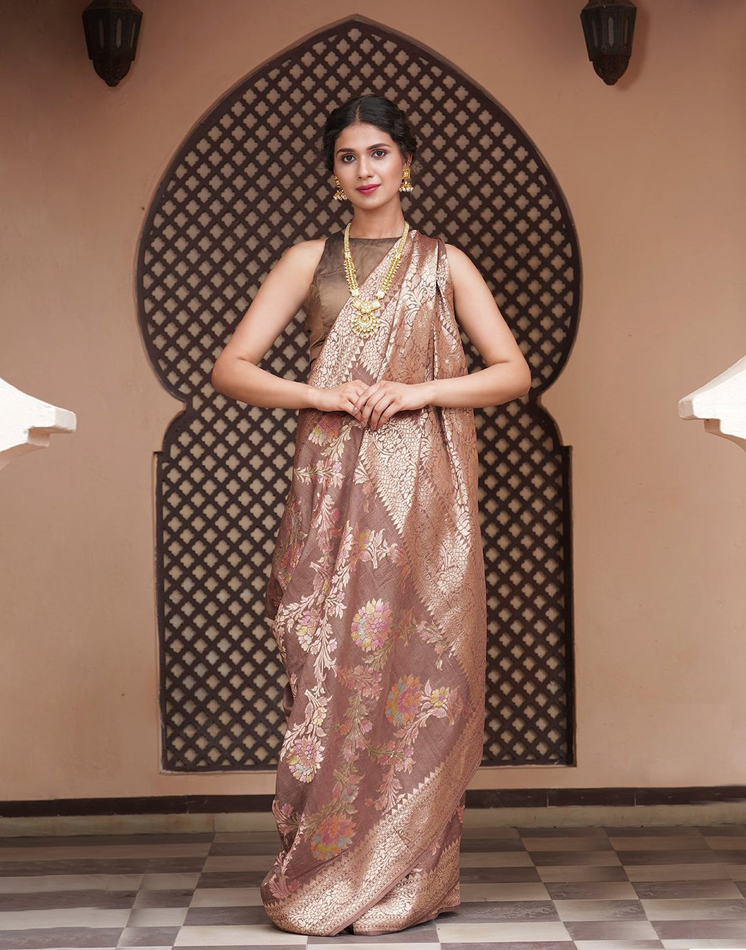 Banarasi Saree With Heavy Border