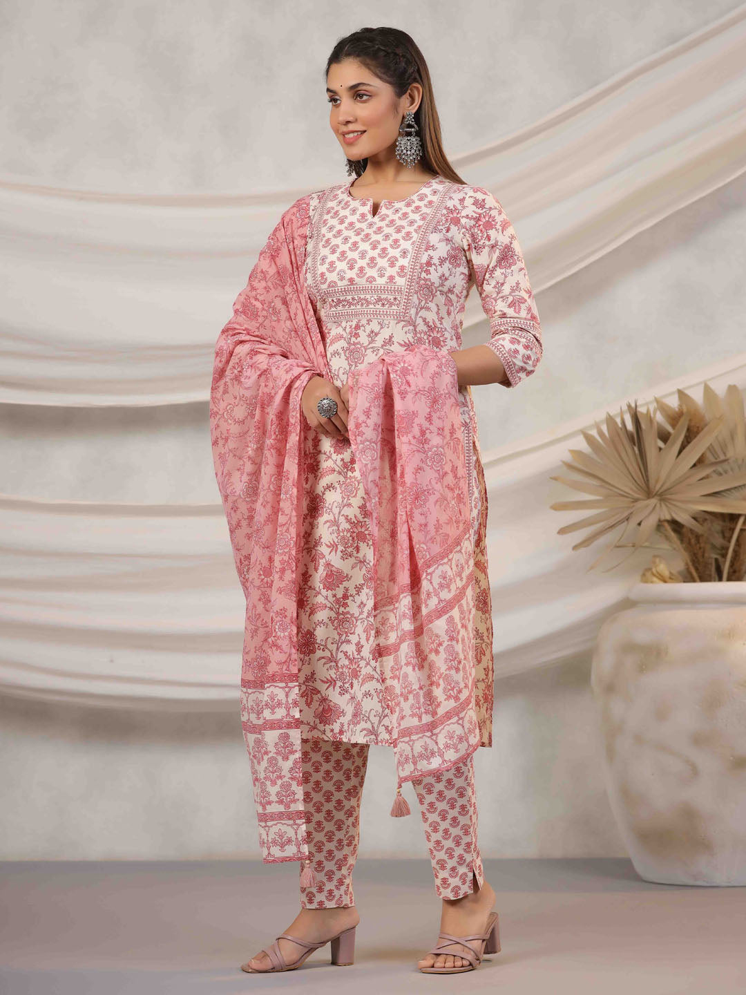Floral Printed Kurta With Pants &amp; Dupatta